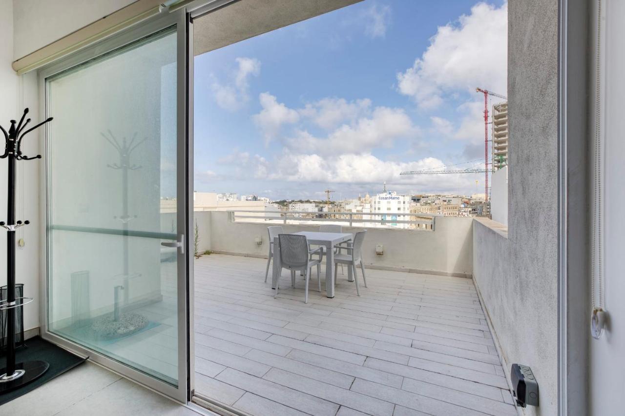 Gzira Penthouse - Hosted By Sweetstay ภายนอก รูปภาพ