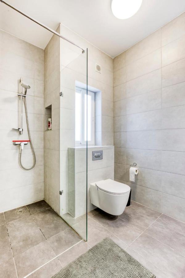 Gzira Penthouse - Hosted By Sweetstay ภายนอก รูปภาพ